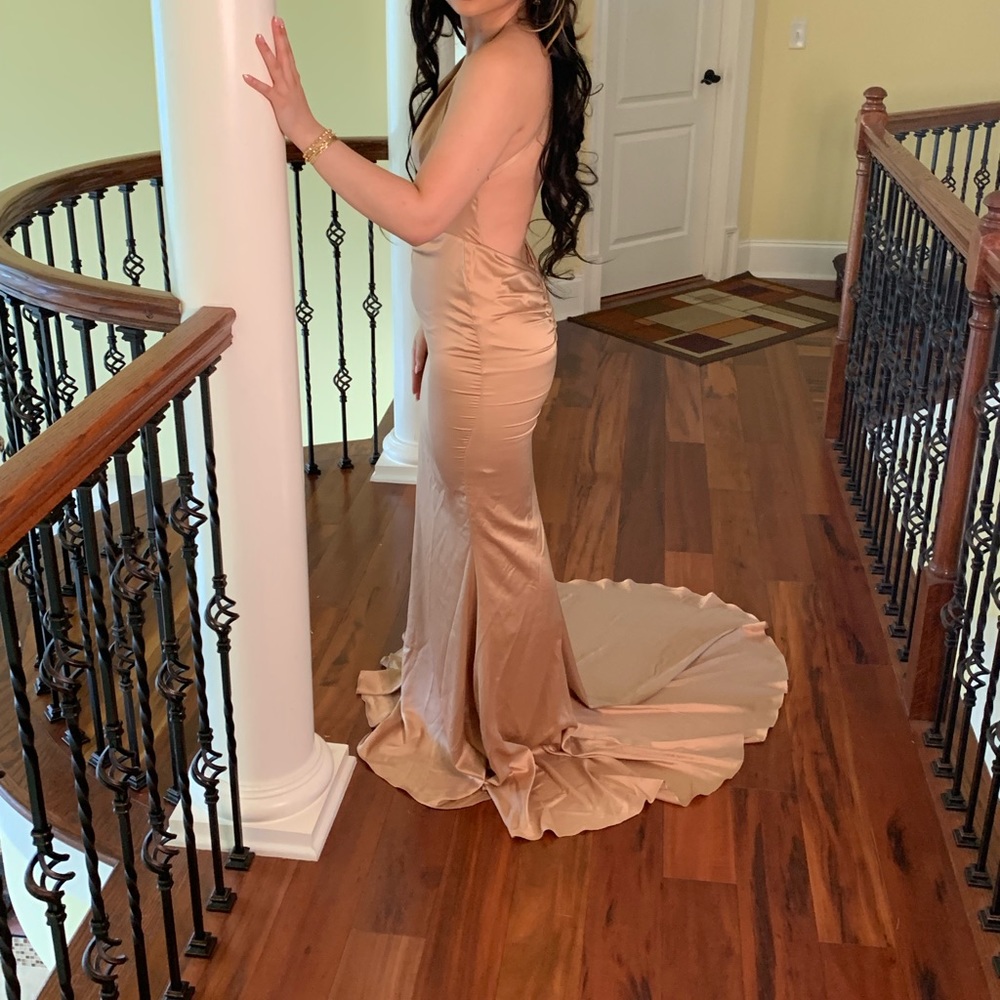 PROM DRESS - Picture 3 of 3